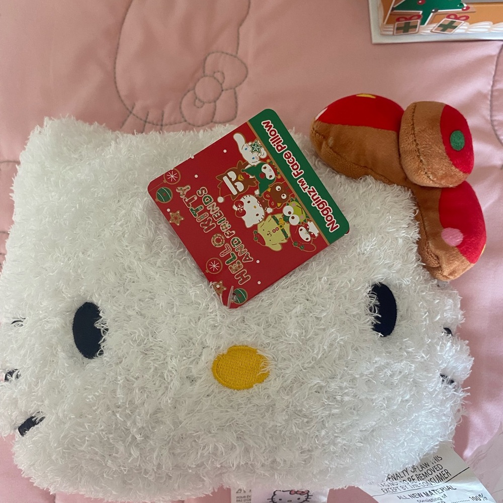 Hello kitty Christmas Pillow